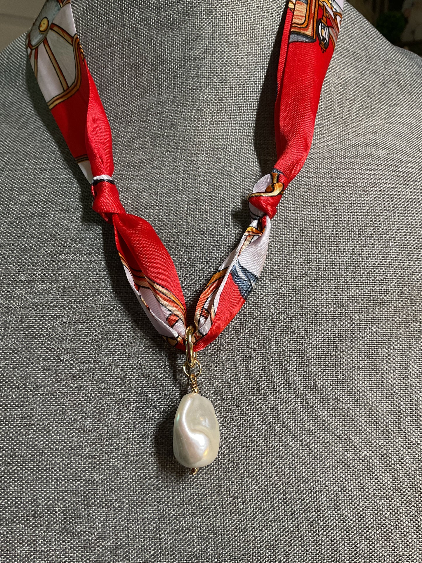 red scarf necklace with replica baroque frest water pearl