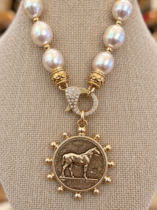 Gold Horse Medallion Pearl Necklace, Equestrian Statement Jewelry, Horse Lover Necklace, Vintage Inspired Rider Gift