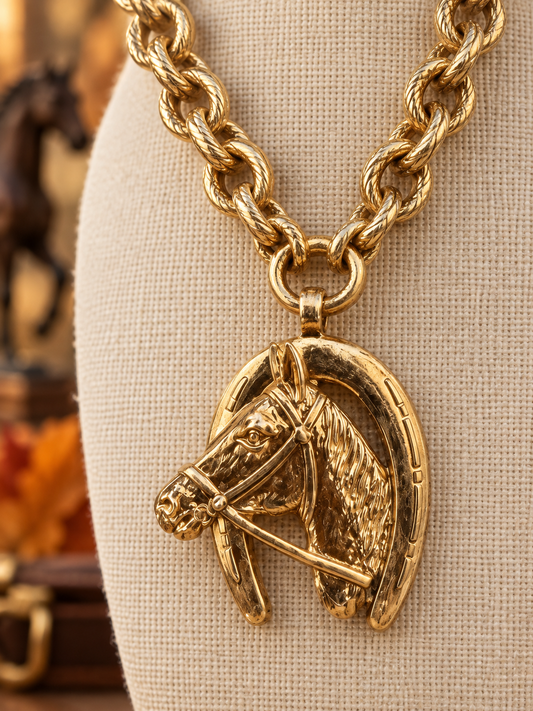 Gold Horse Head Horseshoe Necklace, Equestrian Statement Jewelry, Chunky Chain Necklace, Horse Lover Gift for Rider