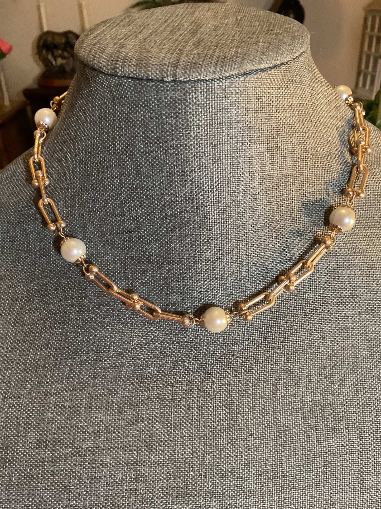 Gold chain with pearl beads