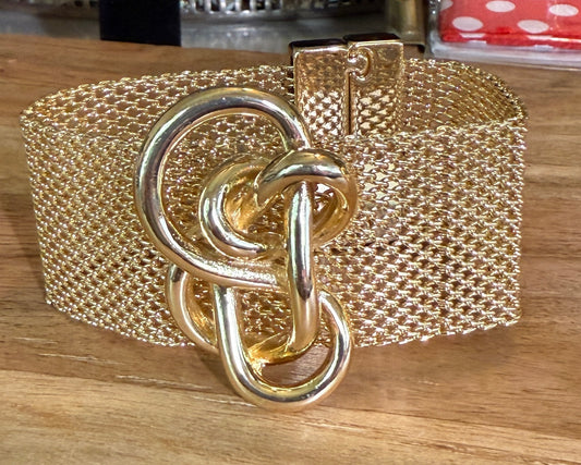 Overlap knot metal bracelet