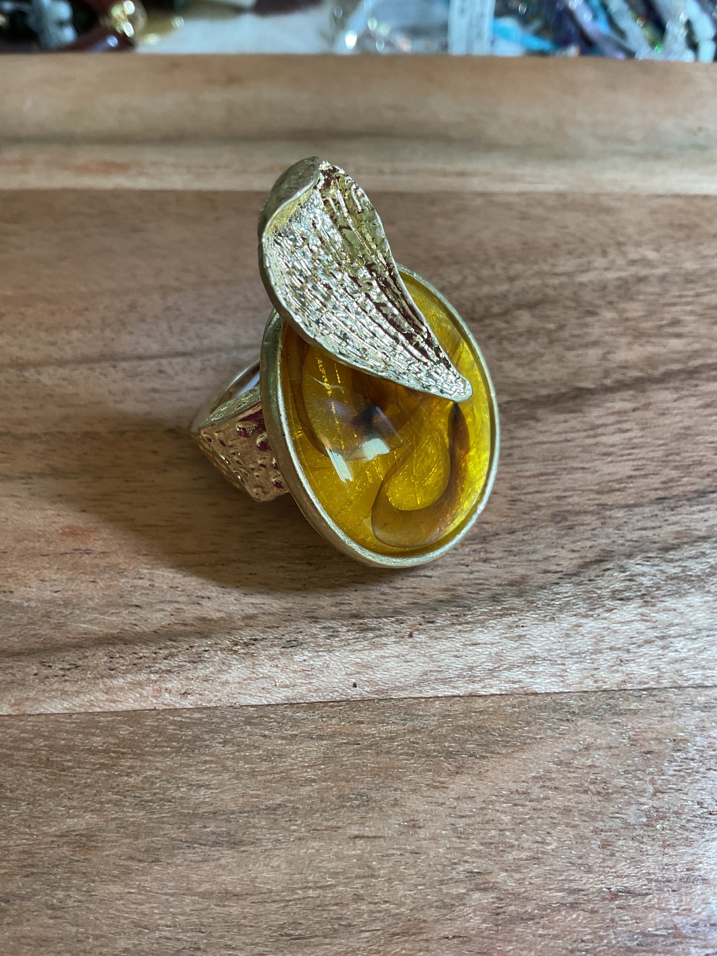 Gold stone statement stretch ring