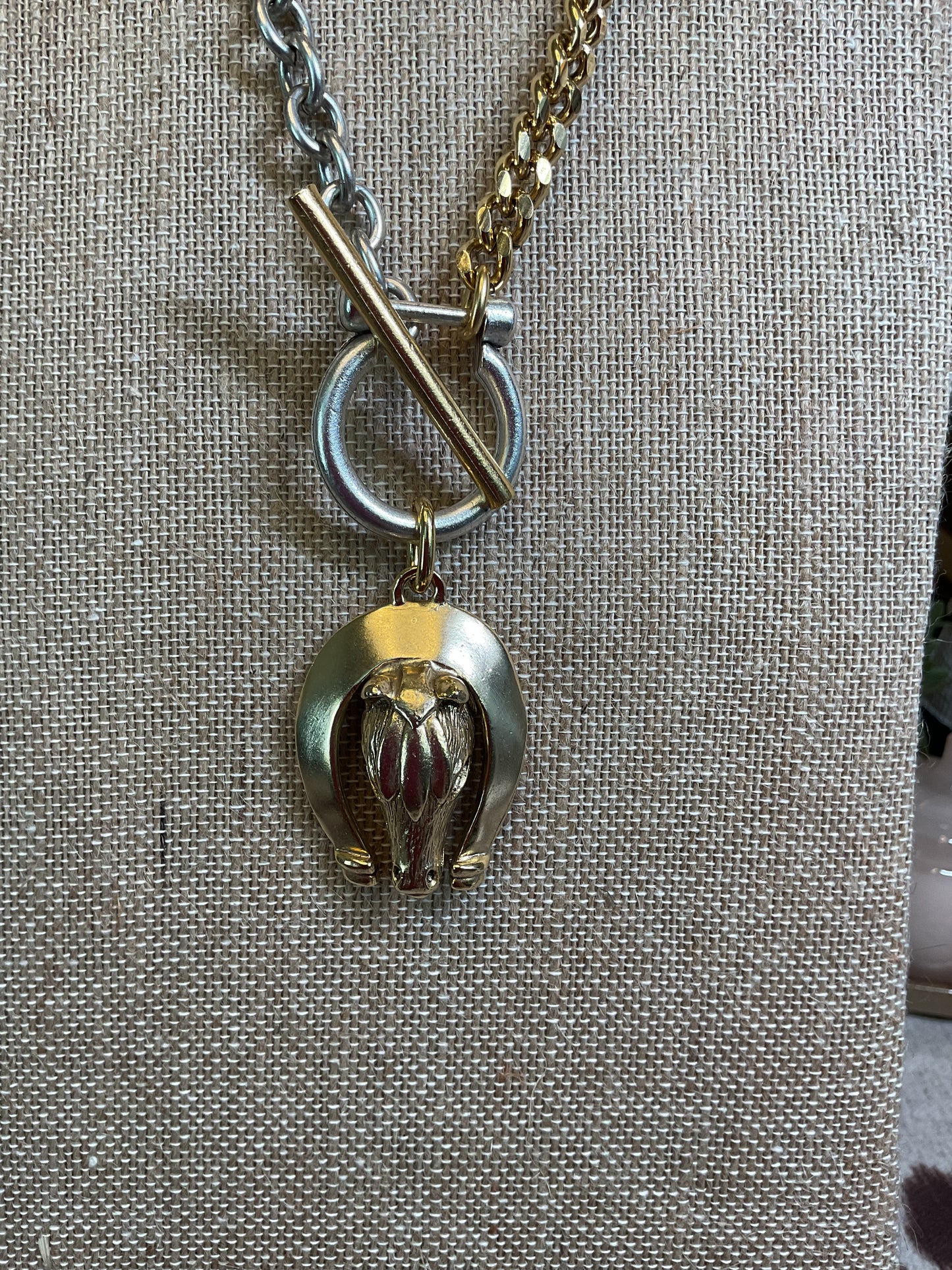Yochi Two tone chain with large toggle clasp with a horse head pendant