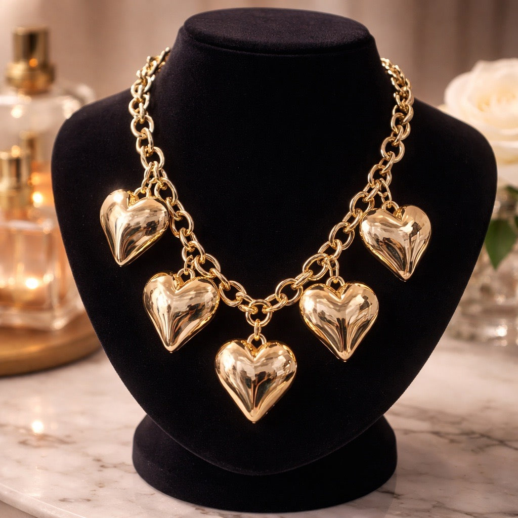 Bold Multiple Heart Pendant/Charm NecklaceGold t in one