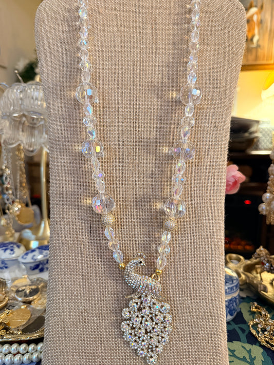 Clear Crystal beads with a Gorgeouse Peacock pendant Necklace