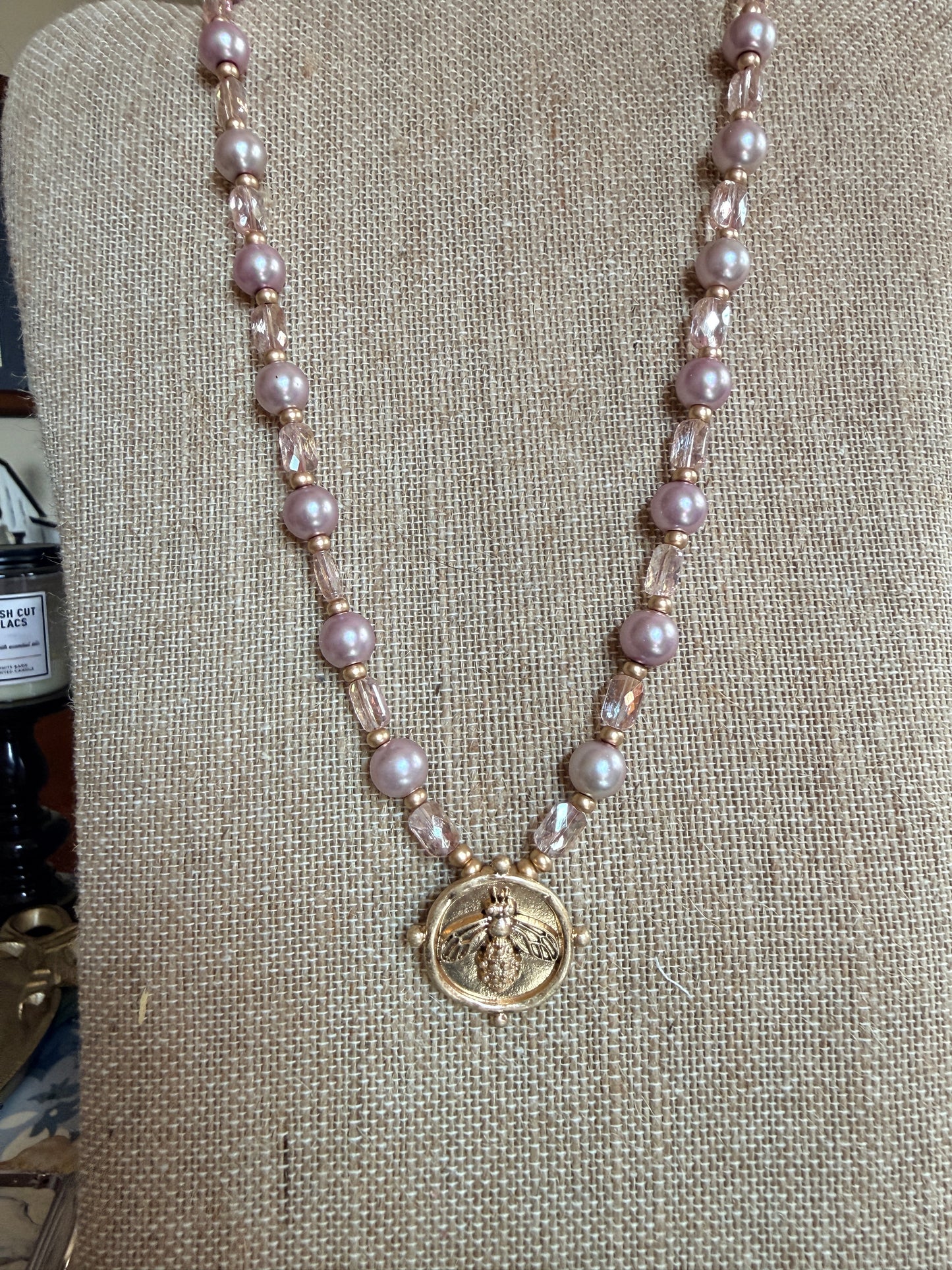 Blush Pearl Bee Medallion Necklace – Gold Coin Pendant with Pink Pearls