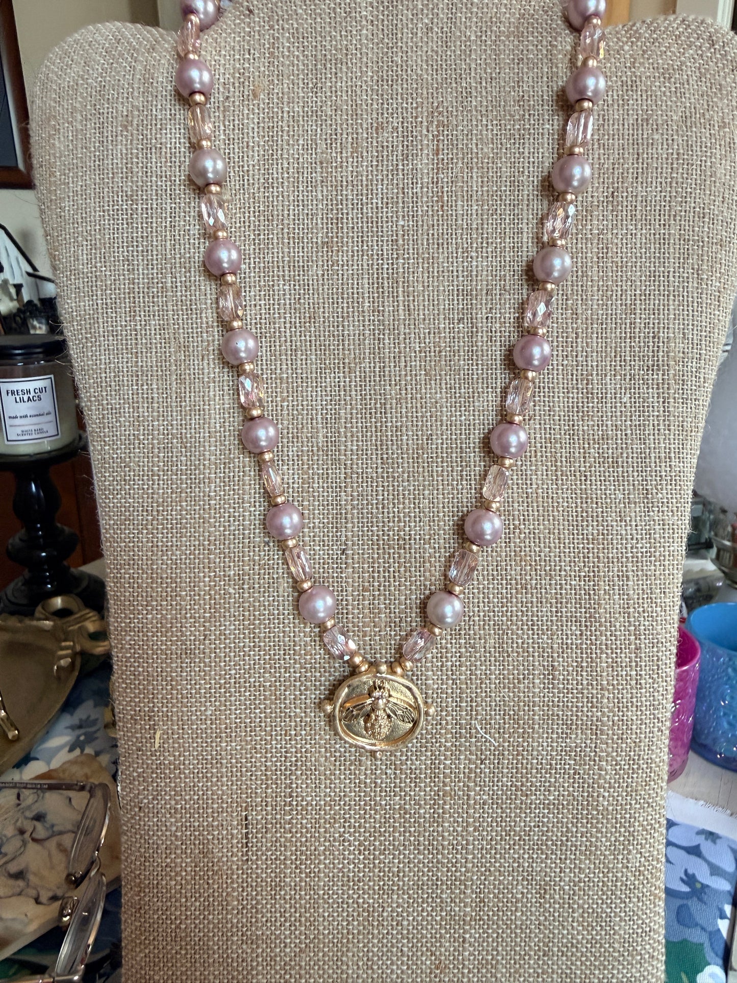 Blush Pearl Bee Medallion Necklace – Gold Coin Pendant with Pink Pearls