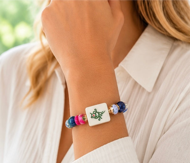 Colorful Mahjong Bracelet, Mahjong Bird Tile Bracelet, Blue Pink Beaded Game Night Jewelry, Mahjong Lover Gift, Chinoiserie Bracelet