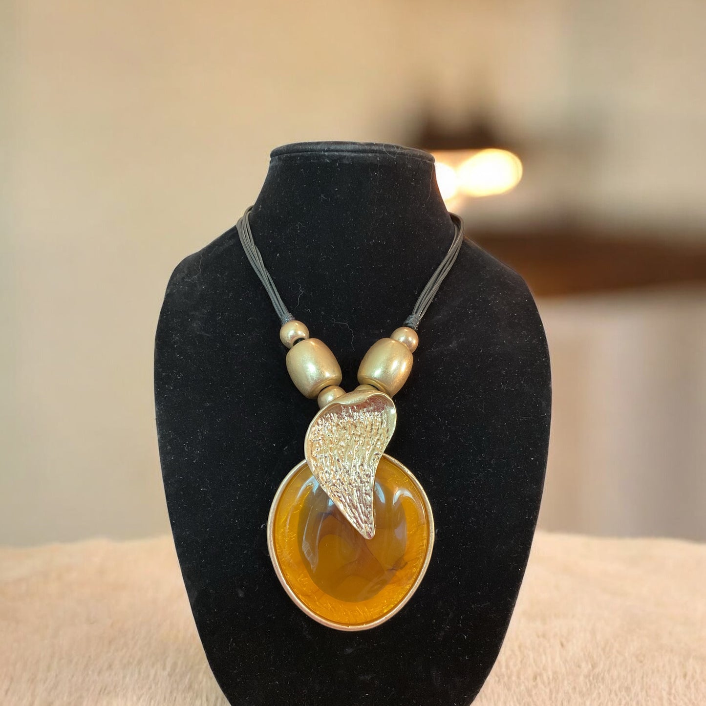 Large stone, gold leaf short statement necklace